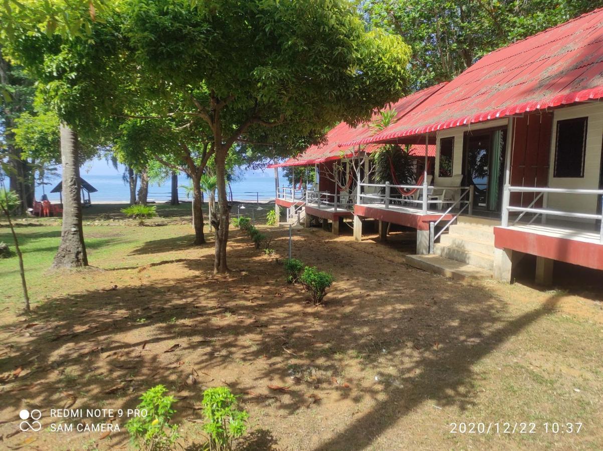 Sukorn Andaman Beach Resort Ko Sukon Esterno foto