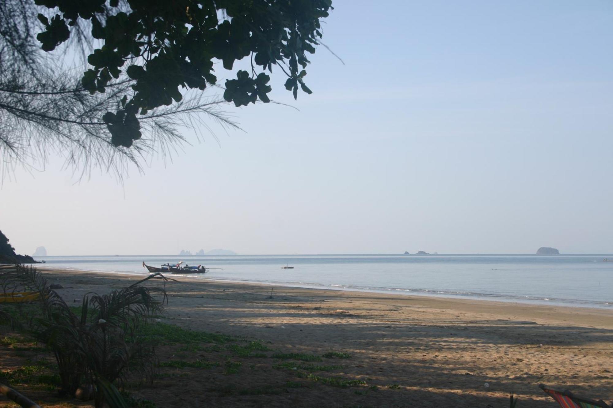 Sukorn Andaman Beach Resort Ko Sukon Esterno foto