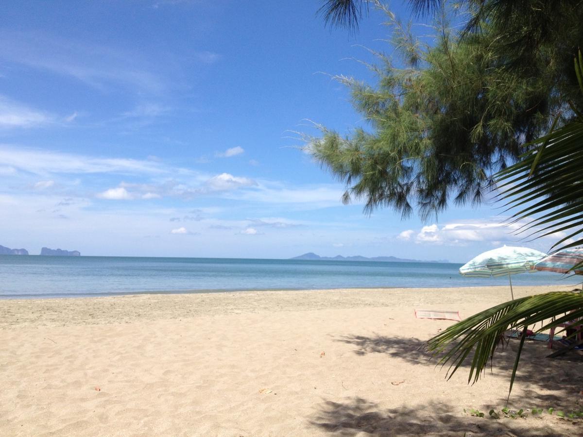 Sukorn Andaman Beach Resort Ko Sukon Esterno foto